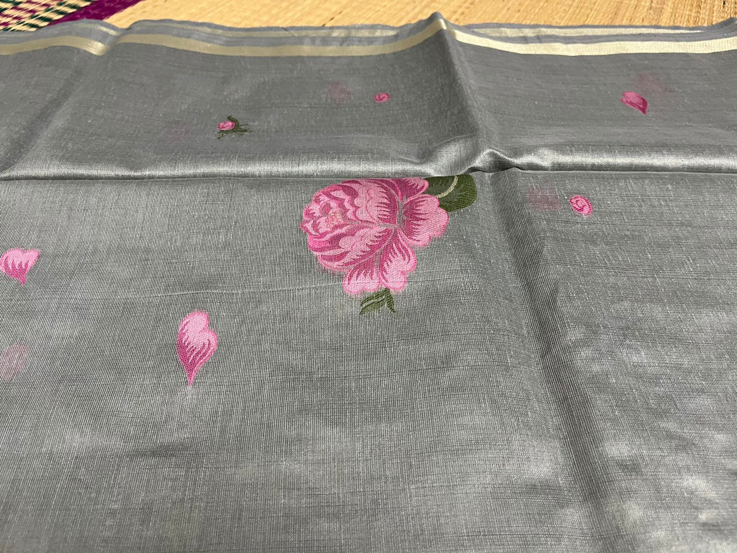 Handloom Rose Delight