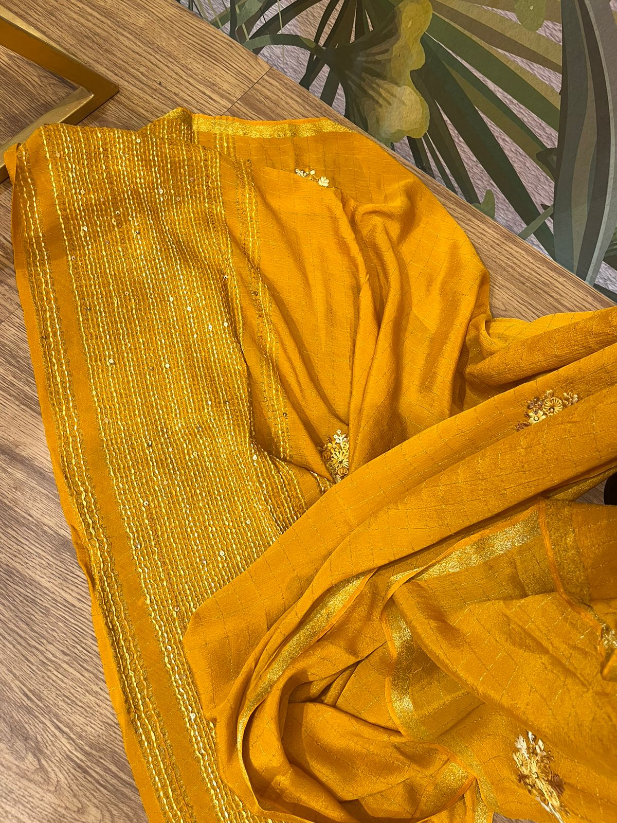 Turmeric Check Elegance