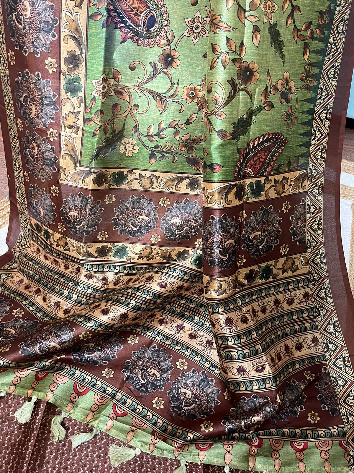 Green Tussar Verdant