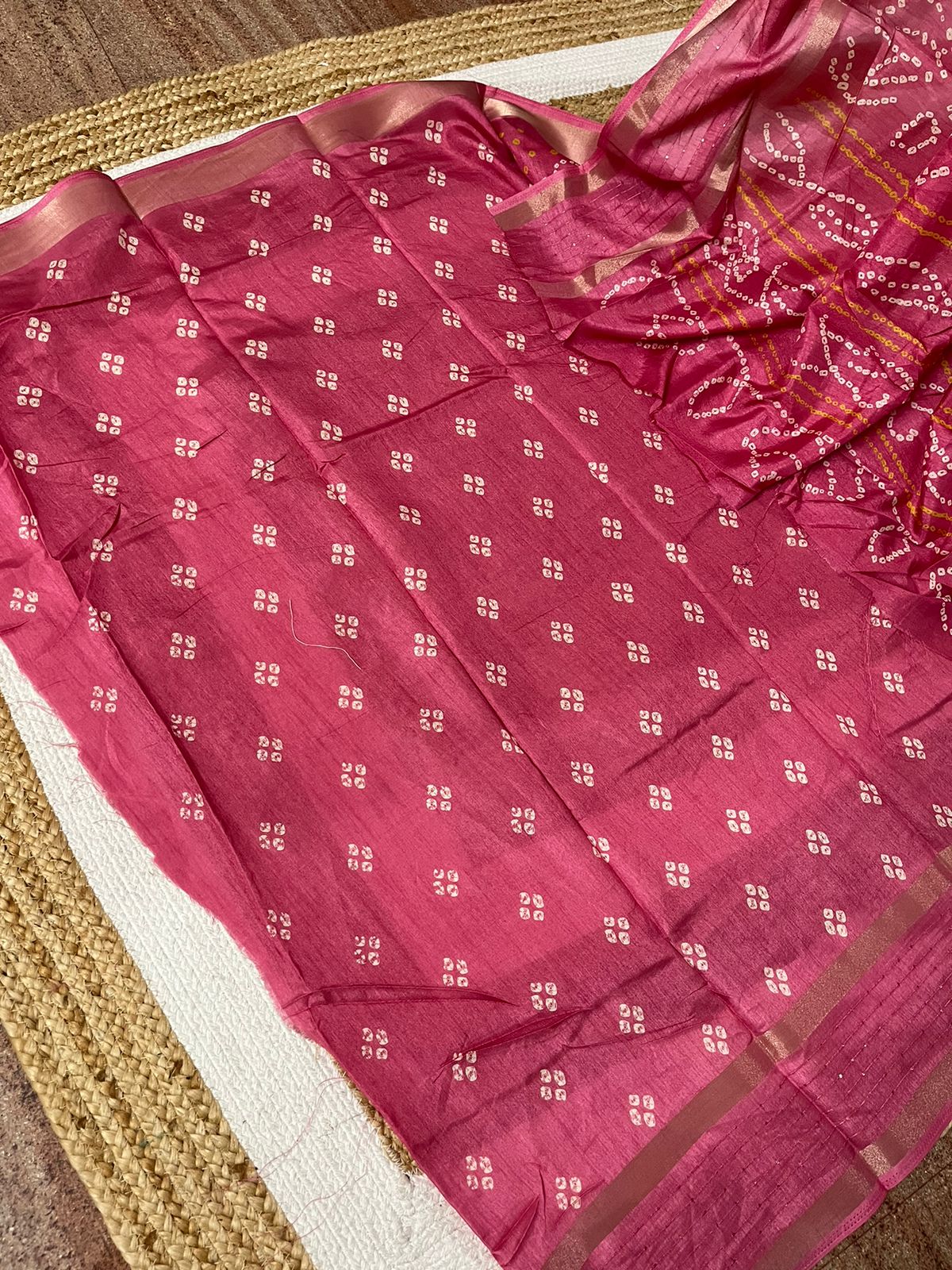 Pink Bandhani Pastel