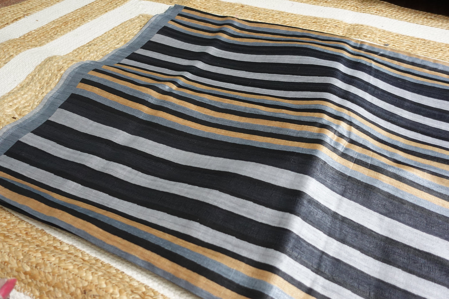 Bold Vertical Elegance