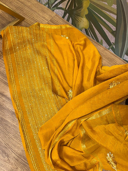Turmeric Check Elegance