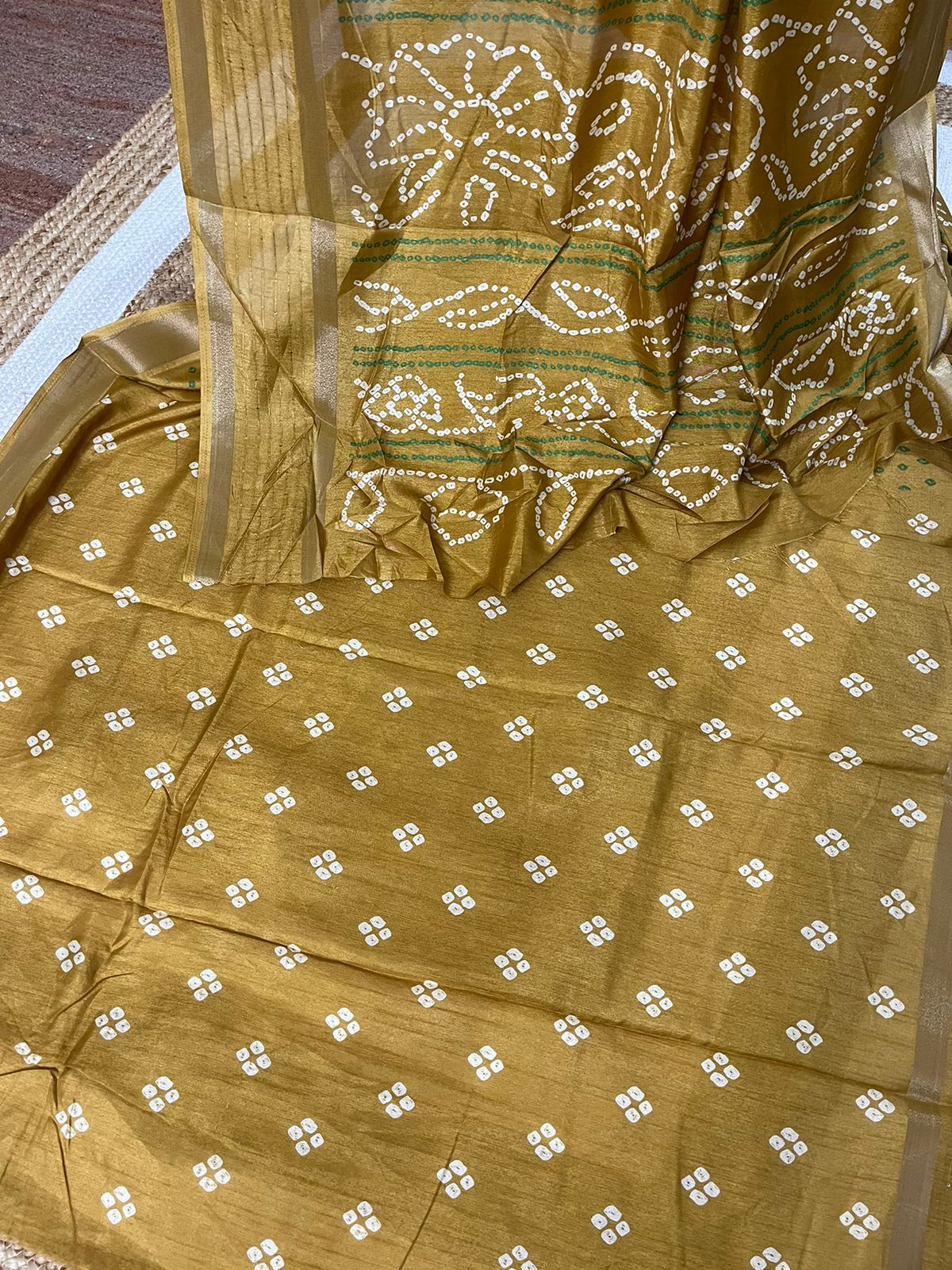 Mustard Bandhani Magic