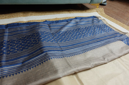 Beige Indigo Elegance