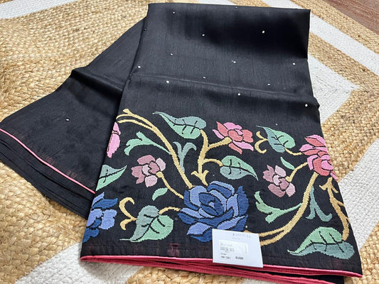 Black Elegance with a Peachy Glow.